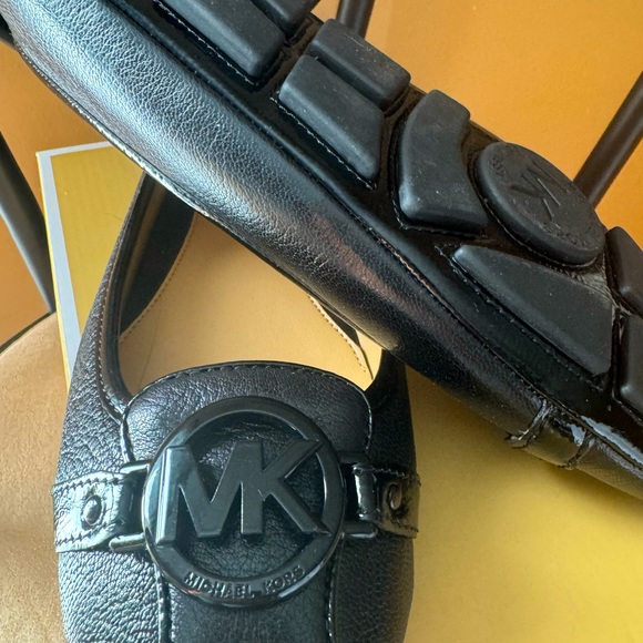 Michael Kors Moccasins- Black Leather - Picture 2 of 11